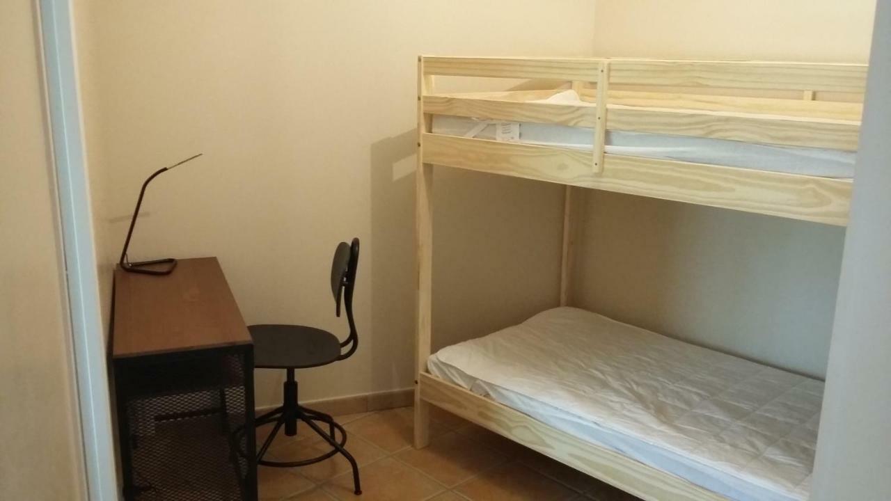 Appartement Dans Propriete Calme En Pleine Nature Charbonnières-les-Bains Eksteriør bilde